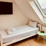 Family Abuja Апартаменты Руст