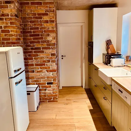 Family Abuja Appartement Rust